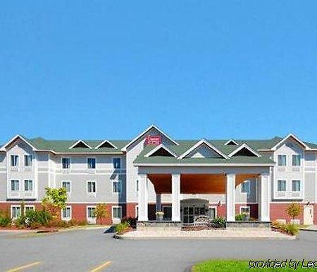 Fairfield Inn And Suites White River Junction Exteriör bild