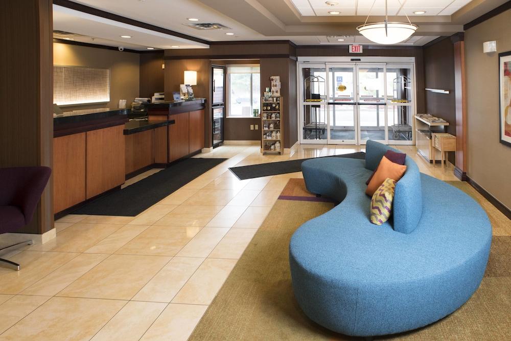 Fairfield Inn And Suites White River Junction Exteriör bild